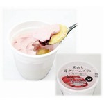 窯出しとろけるプリンに苺味、イチゴクリームとイチゴの果肉入り。