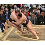 義ノ富士の寄り倒し