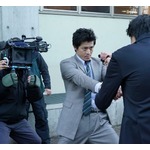 小栗旬の&ldquo;高速バトルシーン&rdquo;にうっとり