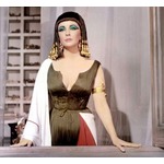 最近発見の&ldquo;奇妙なトンネル&rdquo;クレオパトラの墓に続く道か