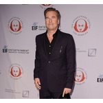 ヴァル・キルマーが喉頭がんで闘病中