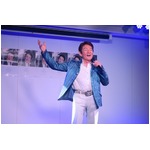 &ldquo;アニソン界の大王&rdquo;ささきいさおが単独初のニコ生、美声にうっとり。