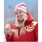 ロシア、金メダル１号