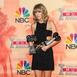 テイラー・スウィフトが恒例&ldquo;最も影響力ある女性&rdquo;に初ランクイン。