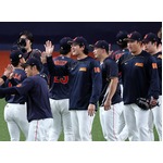 ナインを迎える大谷、鈴木ら　野球