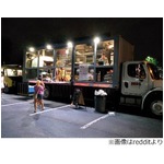 本格ピザ釜搭載カーで移動販売、米レストランの巨大フードトラック。