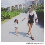 ユッキーナがセクシーな水着姿、沖縄家族旅行で体重3キロ増も告白。