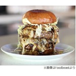 フォアグラ禁止令に&ldquo;抜け穴&rdquo;、加州でたっぷり170g使用のバーガー。