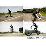 角度によって&ldquo;消える&rdquo;バイク、鏡張りの箱のような車体デザイン。