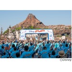 ディズニーシーで早朝親子ラン、開園15周年記念プログラムレポート。