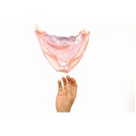 &ldquo;パンティ飛来&rdquo;で夫婦ゲンカ、ベランダに落ちていただけなのに&hellip;。