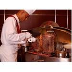 人気プライムリブ専門店が移転、「ロウリーズ」がガーデンプレイスへ。