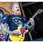 今年3月に米ヘヴィメタルバンドを&ldquo;強制的に&rdquo;脱退のメンバー、交通事故死