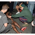 ジャスティン・ビーバー、パパラッチはねる