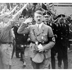 オーストリアの列車内で突如&ldquo;ヒトラーの演説&rdquo;流れる