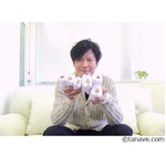 田辺画伯の&ldquo;あの犬&rdquo;初立体化、クレーンゲーム向けプライズで登場。