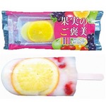ローソンが果実たっぷりアイス、&ldquo;見える&rdquo;4種類のフルーツ入り。