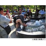 観光地の噴水で足洗いはアリ？ &ldquo;マナー違反&rdquo;に中国ネットは賛否両論。