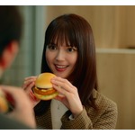 4年目の&ldquo;グラコロの顔&rdquo;多部未華子「あっという間に季節がやってきたと思いました」