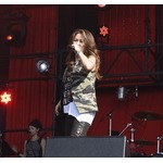 大黒摩季がついに復活「ら・ら・ら」大合唱