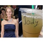 スタバ店員が名女優に痛恨ミス、ウィンクしながらカップに別人の名前。