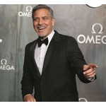 ジョージ・クルーニーの酒事業、1100億円で売却