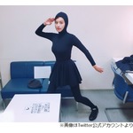鈴木紗理奈、筧美和子の胸を何度もモミモミ