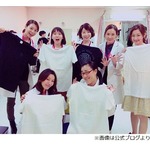 &ldquo;座長&rdquo;吉田羊が現場盛り上げた特注Tシャツ