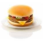 190円の「マックダブル」投入、パティ2枚と濃厚チェダーチーズ。