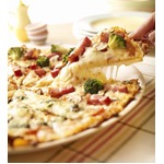 ドミノから&ldquo;練乳&rdquo;挟んだピザ、春のミルフィーユシリーズ新商品。