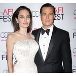 ブラピ、アンジーの離婚申請に返答せず