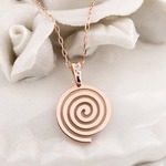 オシャレ蚊取り線香ジュエリー、恋人に&ldquo;悪い虫&rdquo;がつかないように。