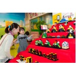 レゴ4000個でひな人形七段飾り、レゴランド東京で桃の節句イベント。