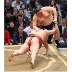 大の里、横綱で初の連敗発進＝大相撲春場所