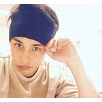 中村蒼がヘアバンド姿「ワカチコワカチコ」