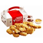 チキンマックナゲットに15個入り、通常の5個入り&times;3箱より安い600円。