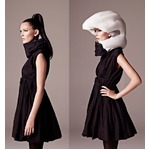 &ldquo;見えない&rdquo;自転車ヘルメット、襟巻き型で事故発生時にエアバッグ。