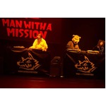 &ldquo;狼&rdquo;とSlipknotのシドが競演、マンウィズが「Ozzfest」に初参戦。