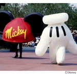 【平成7年のTDL】ミッキーのキャップなどがパレードに