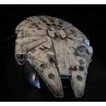 【おもちゃショー】究極の「ミレニアム・ファルコン」