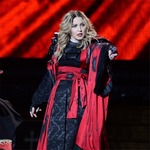 マドンナが&ldquo;泥酔疑惑&rdquo;に反論、「親権争いに疲れ？」と心配の声も。