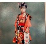 平野ノラ「私の7歳」七五三の時の&ldquo;バブリーな着物&rdquo;姿を公開