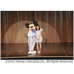 ミッキー対面に志田未来大感激、「トゥモローランド」プレミアを報告。