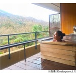 菜々緒「おしり見えてる気がするけど、いっか」