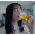 橋本環奈「私、ビール大好きなんで」アサヒスーパードライ ドライクリスタル新CM