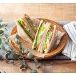 セブン、健康志向の「シーザーサラダサンド170kcal」