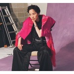 大反響&ldquo;衝撃のショーットヘア&rdquo;のん、ピンクジャケット姿にも絶賛の嵐