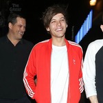 1Dルイがホテル追い出される、部屋めちゃくちゃにして午前4時に。