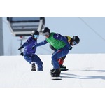 準決勝で滑走する小須田と小栗