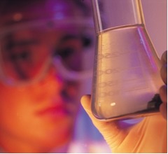 新たな“空気中から数分で飲料水作る方法”発見、従来技術の課題を超音波で解決